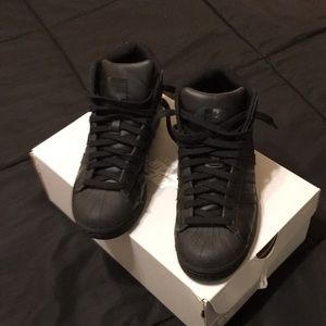 Black adidas 5 great condition